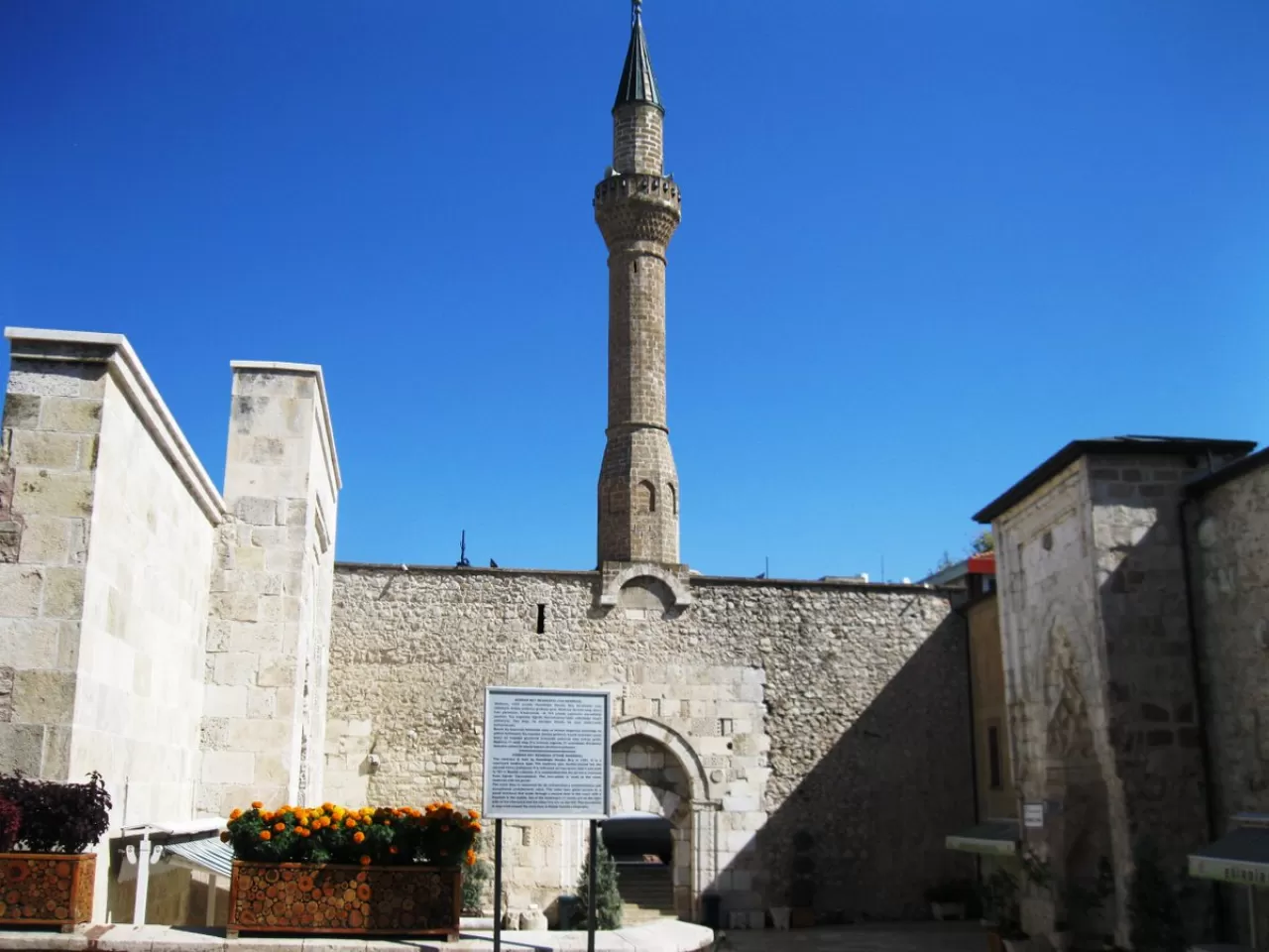 dündarbey medresesi