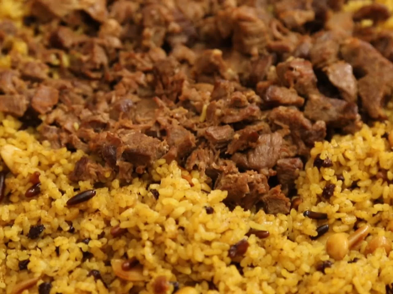 Etli Safranlı Pilav