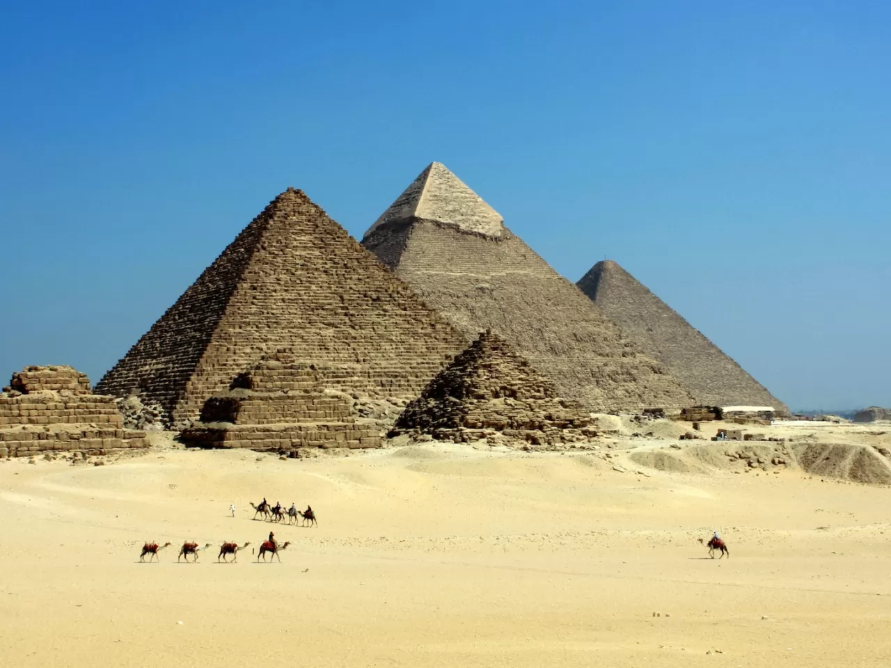 Piramitlerin Yapılışı İle İlgili En İlginç 10 Teori